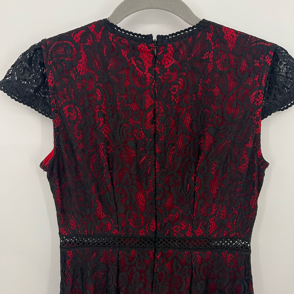 Disney Princess Snow White black and red lace dress - Picture 3 of 10